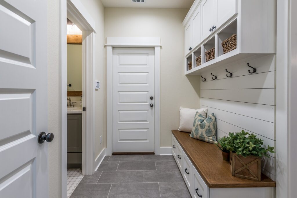 How to Design Your Mudroom